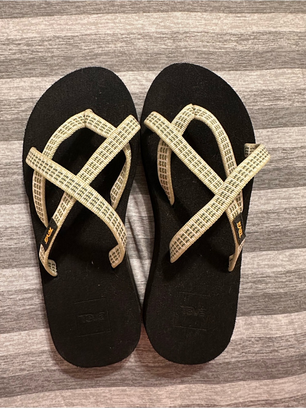 TEVA Olowahu flip flop